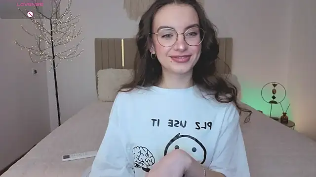 Real cutie1 online show from 04-29-26, 01:04