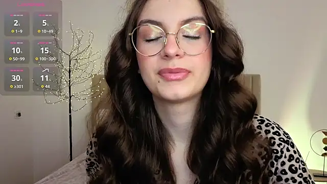 Real cutie1 online show from 06-11-26, 12:58