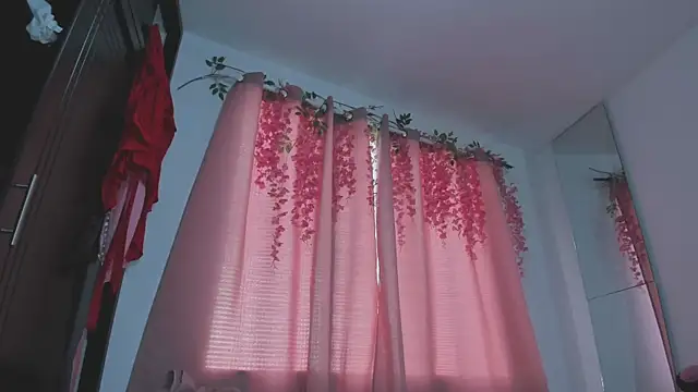 lanastone86 online show from 11-26-25, 12:28