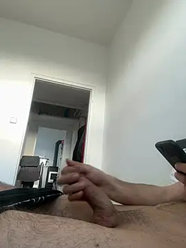 Snapshot of musti312 chatting on 03-19-26, 03:27 musti312 online show from 03-19-26, 03:27