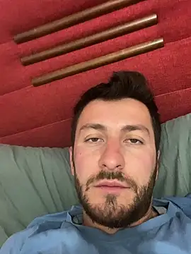 Snapshot of emredenizz07 chatting on 10-07-25, 02:53 emredenizz07 online show from 10-07-25, 02:53