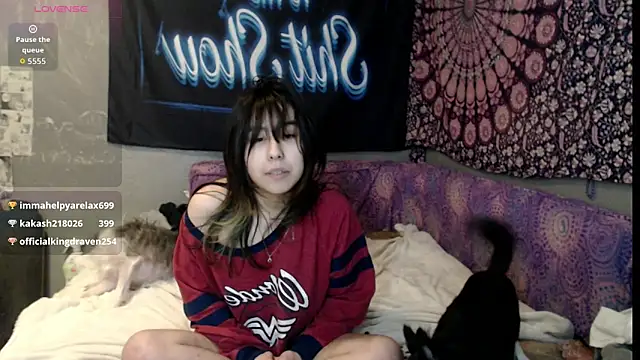 Snapshot of London_Ray chatting on 09-21-25, 06:48 London Ray online show from 09-21-25, 06:48