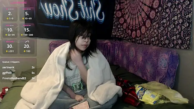 Snapshot of London_Ray chatting on 10-04-25, 06:22 London Ray online show from 10-04-25, 06:22