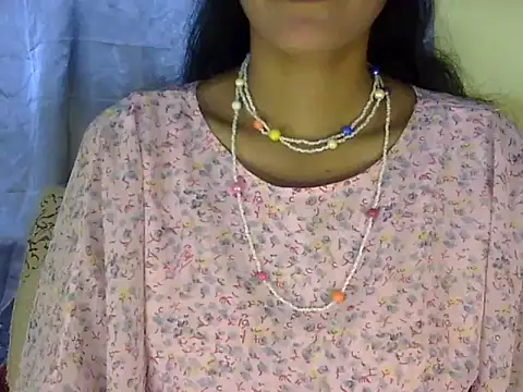 Snapshot of zara_Khan0 chatting on 09-11-25, 02:28 zara Khan0 online show from 09-11-25, 02:28