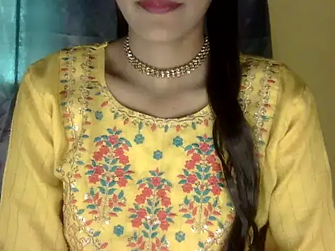 Snapshot of zara_Khan0 chatting on 09-30-25, 04:28 zara Khan0 online show from 09-30-25, 04:28