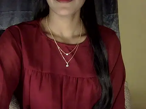 Snapshot of zara_Khan0 chatting on 10-11-25, 01:42 zara Khan0 online show from 10-11-25, 01:42