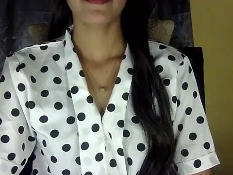 Snapshot of zara_Khan0 chatting on 10-12-25, 02:16 zara Khan0 online show from 10-12-25, 02:16