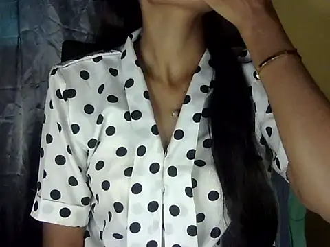 zara Khan0 online show from 11-30-25, 02:15