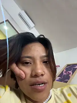 Nia Desire online show from 12-16-25, 08:08