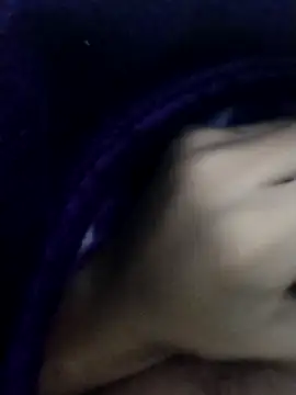 Snapshot of saneer69tew chatting on 12-05-25, 01:14 saneer69tew online show from 12-05-25, 01:14