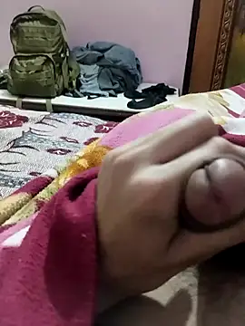 Snapshot of saneer69tew chatting on 03-12-26, 08:42 saneer69tew online show from 03-12-26, 08:42