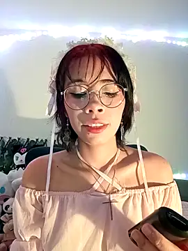 dolliette24 online show from 11-16-25, 09:20