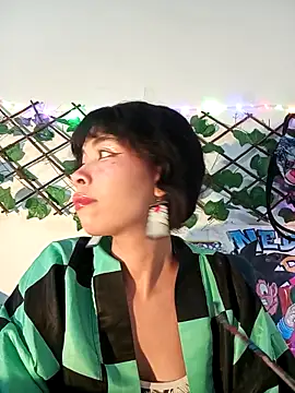 dolliette24 online show from 04-22-26, 06:27