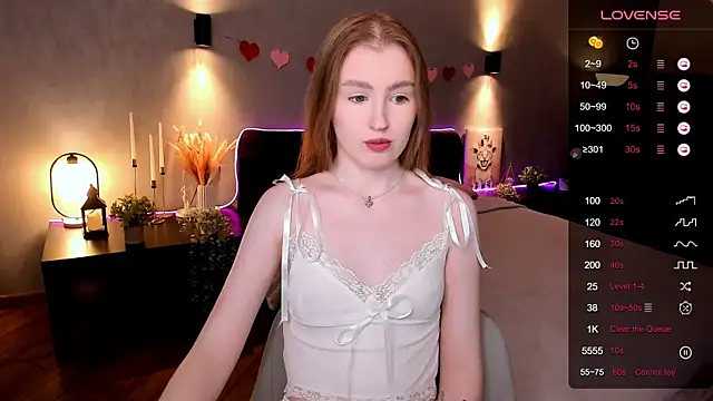 ShylaPie   online show from 10-09-25, 02:20