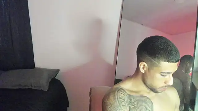 ThiagoLugo online show from 11-06-25, 08:43