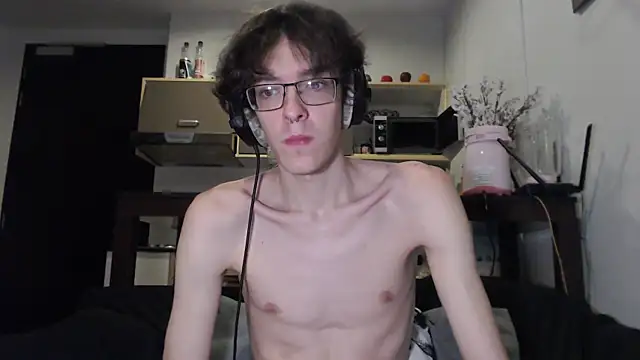 LovesomeCookie online show from 10-13-25, 02:06