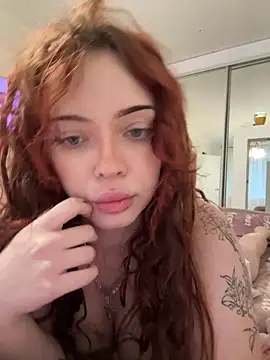 Snapshot of Hannah_xBaby chatting on 09-29-25, 02:22 Hannah xBaby online show from 09-29-25, 02:22