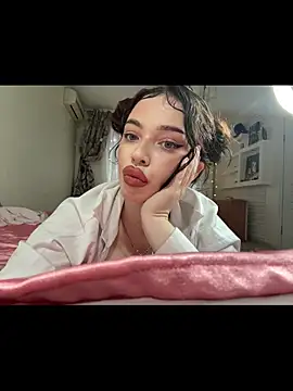 Hannah xBaby online show from 11-12-25, 08:37