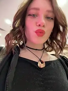 Snapshot of lucy-joy chatting on 01-18-26, 09:24 lucy-joy online show from 01-18-26, 09:24