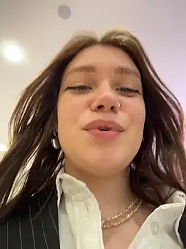 Snapshot of lucy-joy chatting on 03-13-26, 11:28 lucy-joy online show from 03-13-26, 11:28