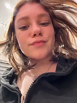 lucy-joy online show from 03-15-26, 11:38