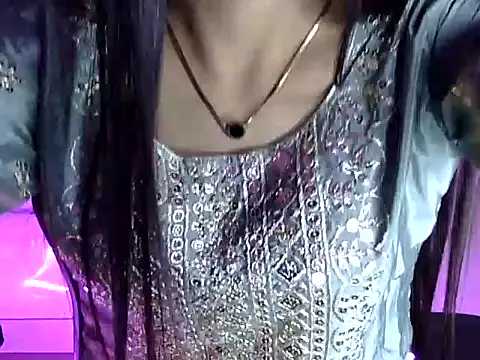 Snapshot of Shizuka_11 chatting on 12-20-25, 08:16 Shizuka 11 online show from 12-20-25, 08:16