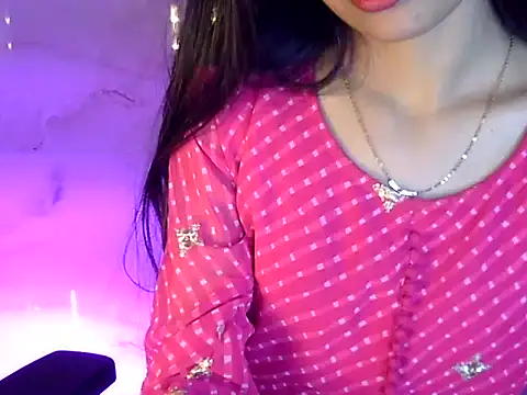 Snapshot of Shizuka_11 chatting on 01-18-26, 05:50 Shizuka 11 online show from 01-18-26, 05:50