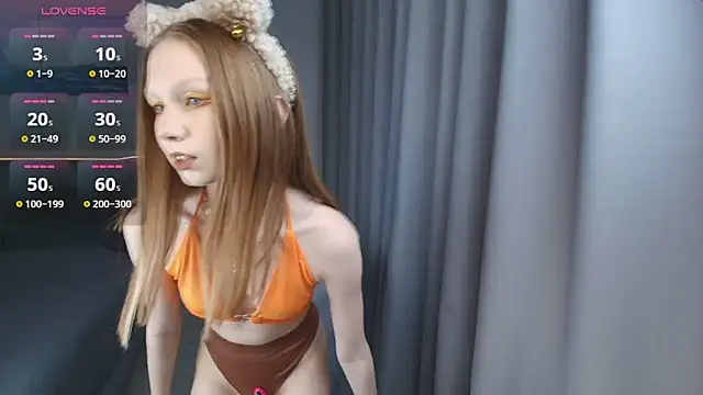 FoxyMira online show from 09-22-25, 01:24