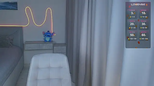 FoxyMira online show from 11-14-25, 01:21