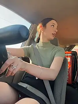 DollyTall online show from 10-07-25, 09:39