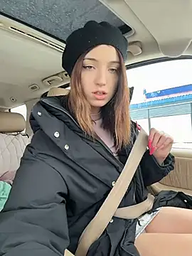 DollyTall online show from 02-19-26, 07:15