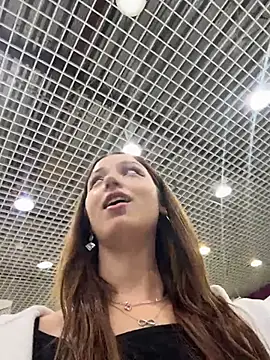 DollyTall online show from 04-09-26, 06:19