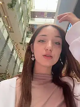 DollyTall online show from 04-10-26, 06:18