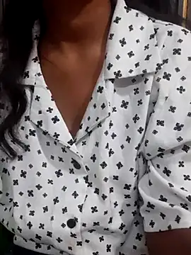 Snapshot of AnkitaDevi chatting on 10-31-25, 06:14 AnkitaDevi online show from 10-31-25, 06:14