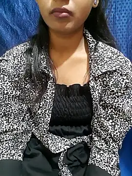 Snapshot of AnkitaDevi chatting on 11-22-25, 04:11 AnkitaDevi online show from 11-22-25, 04:11