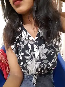 Snapshot of AnkitaDevi chatting on 04-01-26, 01:41 AnkitaDevi online show from 04-01-26, 01:41
