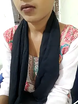 Snapshot of AnkitaDevi chatting on 04-15-26, 03:35 AnkitaDevi online show from 04-15-26, 03:35
