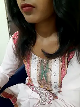 Snapshot of AnkitaDevi chatting on 04-24-26, 03:42 AnkitaDevi online show from 04-24-26, 03:42