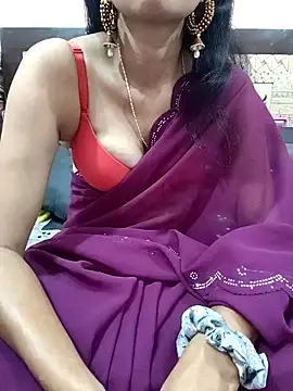 Snapshot of Yourhotsweetgirl chatting on 11-03-25, 04:14 Yourhotsweetgirl online show from 11-03-25, 04:14