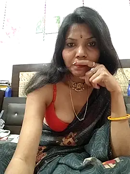 Snapshot of Yourhotsweetgirl chatting on 12-18-25, 04:57 Yourhotsweetgirl online show from 12-18-25, 04:57