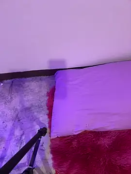 Emily Taylor2 online show from 05-04-26, 01:56