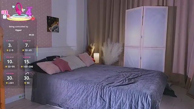 AvrilLeMell online show from 10-12-25, 09:03