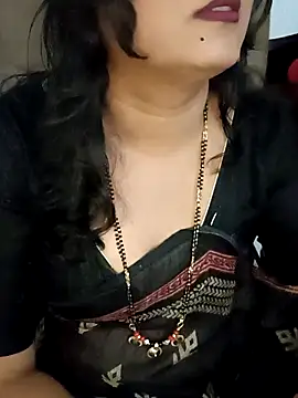 Snapshot of Niharika555 chatting on 02-26-26, 09:19 Niharika555 online show from 02-26-26, 09:19