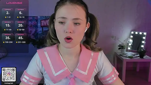 ArleneThomas online show from 12-05-25, 01:42