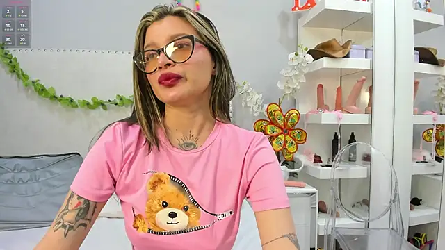 KoraSweett online show from 10-08-25, 07:44