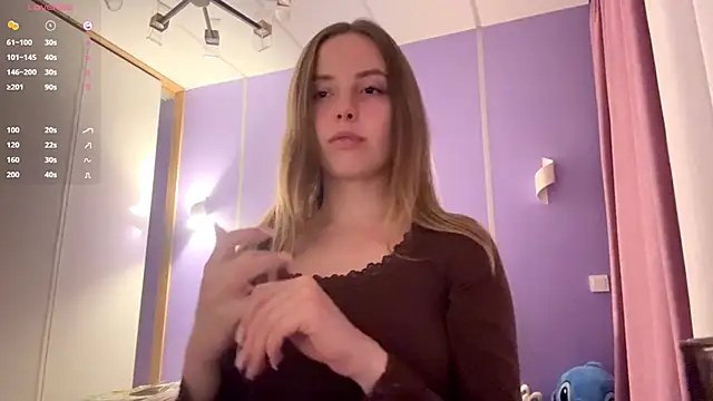 Snapshot of LinaMoonBlessed chatting on 11-25-25, 03:45 LinaMoonBlessed online show from 11-25-25, 03:45