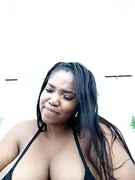 Snapshot of SamaraArtiaga1 chatting on 01-10-26, 02:35 SamaraArtiaga1 online show from 01-10-26, 02:35