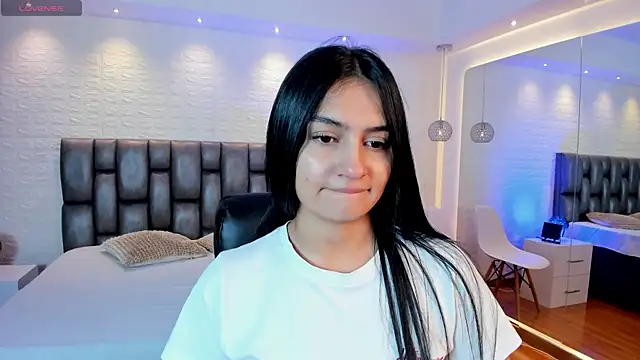 AidaJones online show from 04-25-26, 11:46