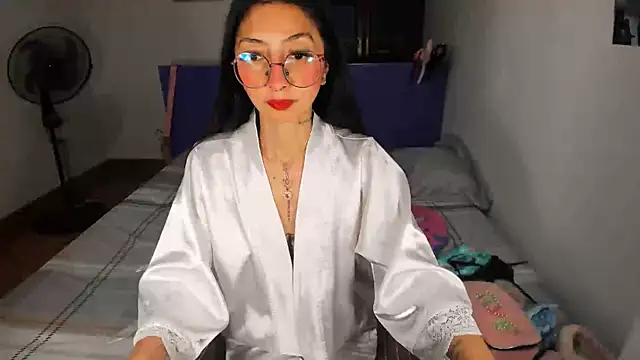Anais lux online show from 05-15-26, 11:45