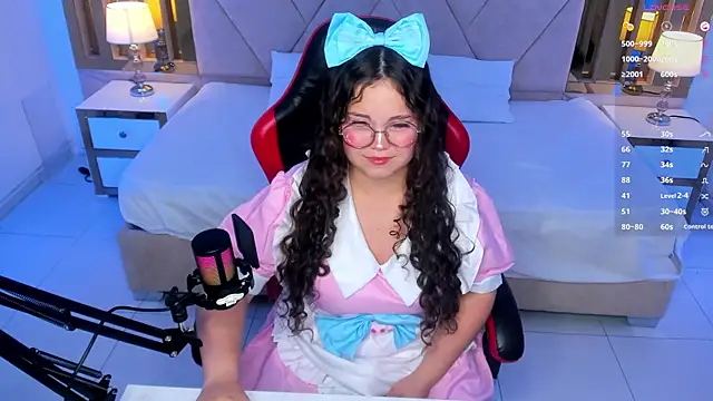 Snapshot of ShylySweet chatting on 12-01-25, 05:34 ShylySweet online show from 12-01-25, 05:34